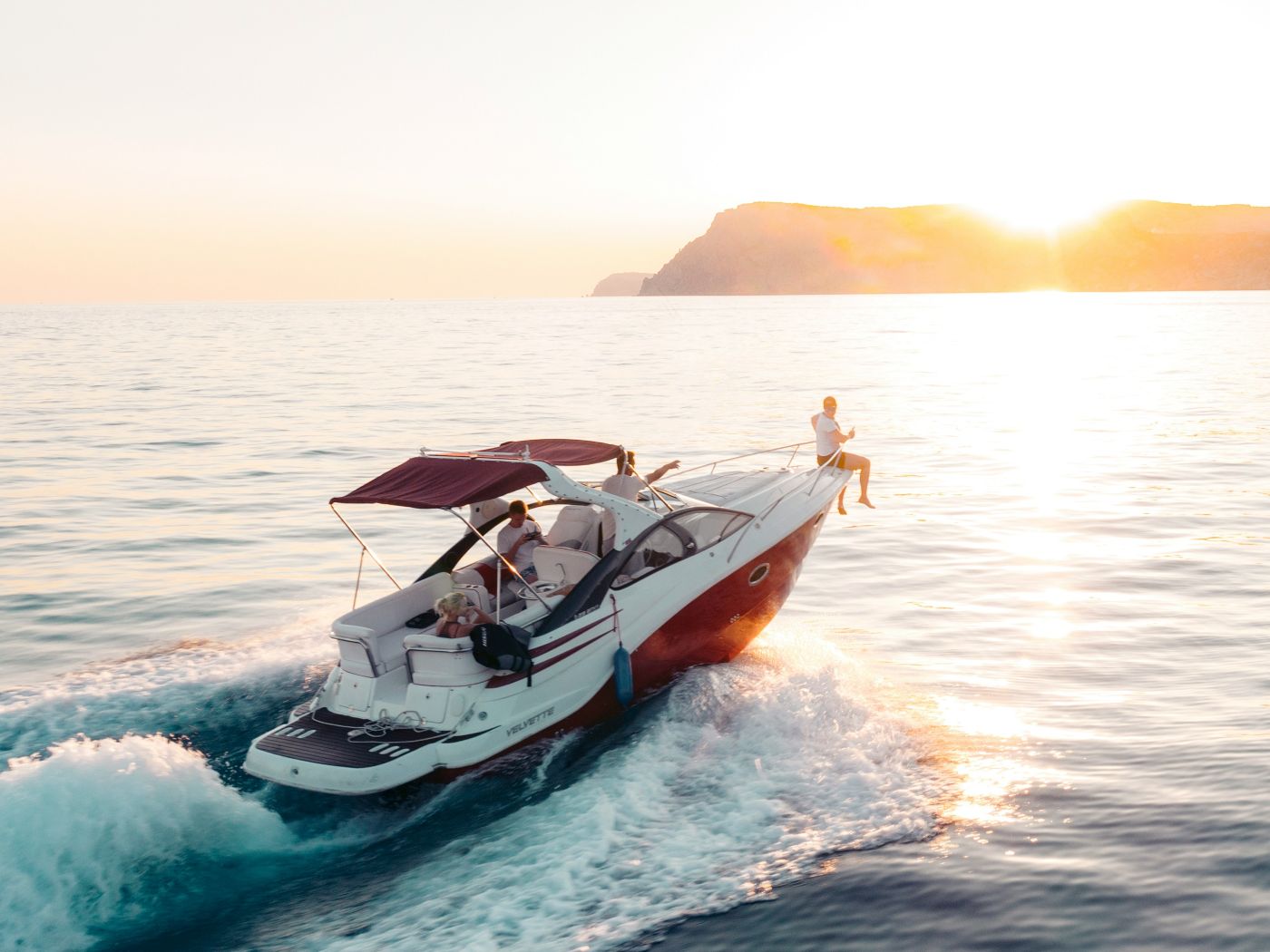 ENGINEER TALKS Ep.14: Marinerør og skinnebeslag under belastning – Bimini-fittings, stolper og 316SS støbning